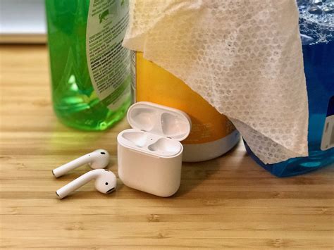 airpods cleaning