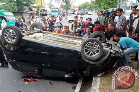 kecelakaan lalu lintas Indonesia