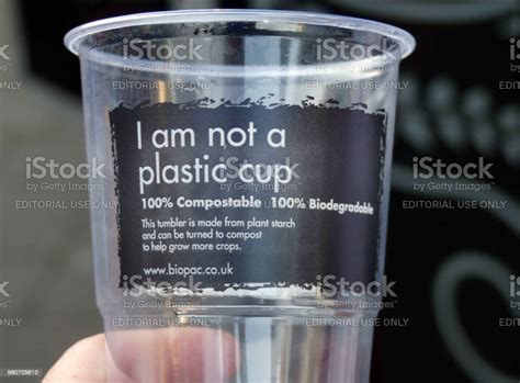 Alternatif Penggunaan Gelas Plastik