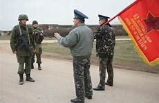 russian troops ukrainian airbase belbek regimental engage wills washingtonpost yuliy garrison colleague col