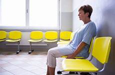 attesa paziente paciente sentado espera siede malattie zitting geduldige wachtkamer diagnosi ammalato nervoso thesuburban pijn
