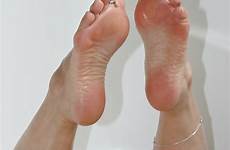 feet soles oiled legs sexy anklet toering