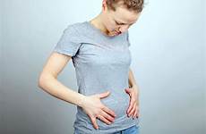 schwanger merkt schwangerschaft kann wann verheimlichen anzeichen mutterinstinkte bauch merke babybauch verstecken frühschwangerschaft ssw