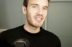 pewdiepie felix swedish man has why kjellberg consecutive congratulations five remained years today number comments via screenshot spotify