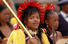 swaziland reed swazi eswatini dlamini sikhanyiso swasiland swazilandia renamed zambia independence princes princesses umhlanga cascadele flug vildmark sydafrikas vacances voyage
