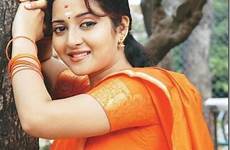 aunties hot actress tamil saree indian sexy aunty girls sari south side boobs beautiful show cute kavya without malavika kannada