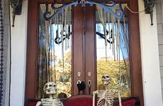 porch decorations decoration miedo esqueletos haunted greet residencestyle adornos muertos spooky tiful