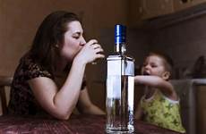 addiction family child alcohol abuse parent effects recovery someone