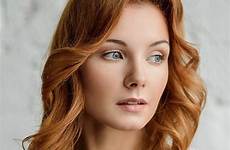 rousse redheads haired complexion ginger totalbeauty crimson visages femmes freckles
