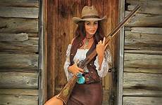 cowgirl cowgirls sexy cowboy girls country style west girl hot wild women outfits boots fashion clothes skirt mode horses guns