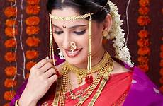 marathi priya bapat actress saree bride wedding nauvari bridal marriage indian wallpapers biography sari maharashtrian jewellery makeup choose board sarees