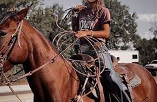rodeo pferde riding cowgirls reiten westernreiten süße hübsche niedliche tiere cowboys