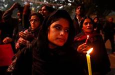 rape gang delhi victim indian murder police case hospital india dies charges lay after brutal organ failure protests severe prev
