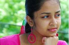 teen lanka sri actress karunarathne blogthis email twitter
