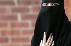 burka niqab muslim hijab women wear why woman wearing face explained body chador