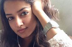 desi girl indian girls dark selfie hot pretty beautiful beauty skin