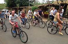bicycle tours soweto lebo backpackers