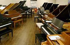 piano store pianos living
