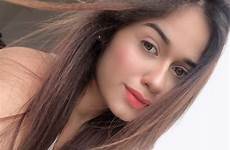 jannat zubair rahmani selfie september crosses