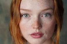 freckles rousse rousses cormier sommersprossen roux cheveux rouquine redheads belles couleur beaux rothaarige yeux kurze haare filles