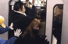 subway crowded