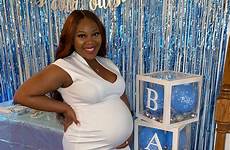 maternity bump babyshower