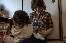 japan working mothers