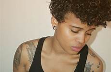 curly ftm tomboy androgynous cabelo cacheado curtinho stott adrienne