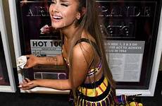 ariana grande nude sex shows xnxx hand forum cum facial celeb her jihad grandes appear certainly greets backstage fans meet