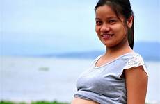 pregnant filipina philippines teens helped orphans unwed ren throughout homeless mothers unmarried support well has