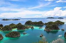 papua wisata terkenal tempat pemandangan pariwisata