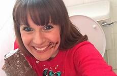 toilet selfies toilets she disabled explains tucks mince pie difference having son much into her make