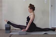 splits stretching