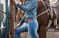 rodeo western cowgirls jena fashionistas following if knowles wrangler campo sequel wranglers inspo westernreiten sevens nfr optics