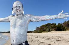 lucky diamond rich tattoo artist jason splash rye colour working leader sammon frankston takes sun winter beach some