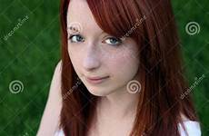 redhead freckles teenager bello adolescence rousseur taches roux sproeten tiener