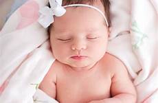 newborn baby girl cute photography babies photoshoot lifestyle adorable session foto portraits family welcome shoot newborns swaddled choose board uploaded