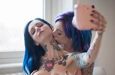 suicide lesbian selfie riae nude girls tattoos sex