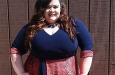 dress bellissima ootd igigi plus size bee gwynnie via