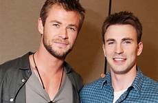 evans hemsworth thor pratt squared capitan lol renner mcavoy bezoeken chrises handsome theplace2