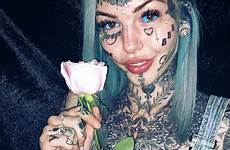 blue amber tattoos luke tattooed her eyeballs body getting head blind transformation she old admitted broke tears incredible ink daughter