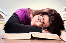 sleep studying while students tips college avoid awake stay healthy sleeping study living styles improve ways natural deprivation sleepy school