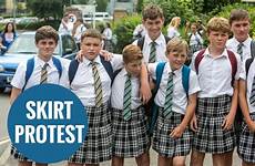 skirts boys schoolboys school wear shorts protest uniform boarding strict policy schools devon they sweltering heat swns rules exeter formations