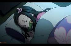 nezuko durmiendo