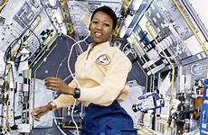 jemison mae woman astronaut