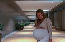 bump baby triplets pregnant woman large bakes instagram very said who elisha she gross must too her has negative received