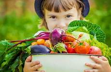 healthy eating children habits young age need teach reasons child ana reisdorf