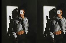 mirror selfie poses