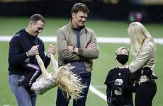 brees drew tom brady family game after dill butch children brittany playoff