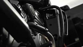 Die Auto Magnus Motorradbühne für den RAM 1500. Jetzt exklusiv bei uns erhältlich! ⛽️: Kraftstoffverbrauch: Innerorts 23,5-12,1 l/100km, Außerorts 17,0-9,7 l/100km, komb. 21,0-10,9 l/100km; CO₂-Emissionen komb.: 506-259 g/km; CO₂-Effizienzklasse: G 🛻: RAM 1500 #ramtrucks #builttoserve #uscarsgermany #automagnus #munichmusclecars #ram1500 #pickup #motorcycle #harleydavidson #trucklife | Auto Magnus München